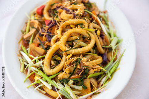 Stir-fried Squid with spicy sauce