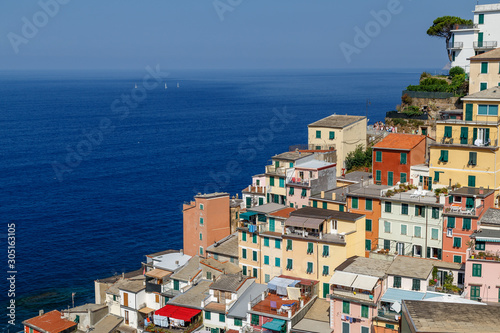 View to coastal Riomaggiore village in Cinque Terre, Italy © lic0001