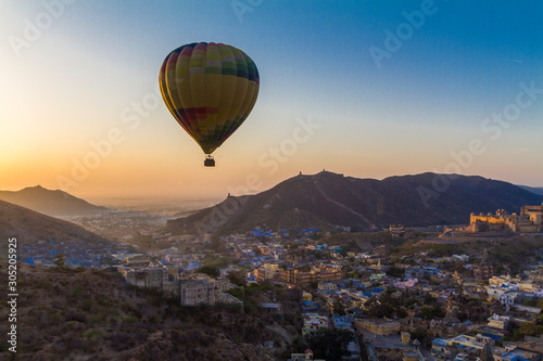 Ballonfahrt über Jaipur © annahopfinger