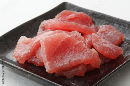  Image of sashimi with a drop in tuna from Japan