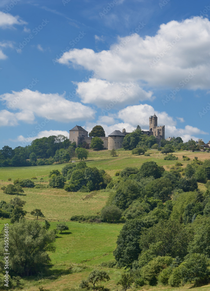 Blick auf Ort und Burg Greifenstein imm Westerwald,Hessen,Deutschland