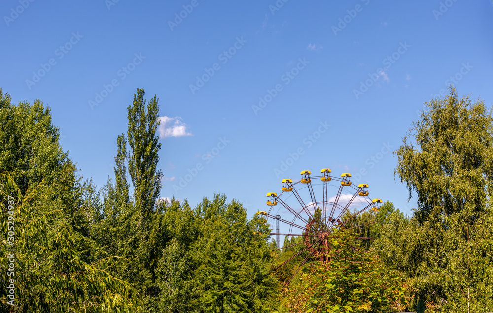 Fototapeta premium The famous Pripyat ferris wheel