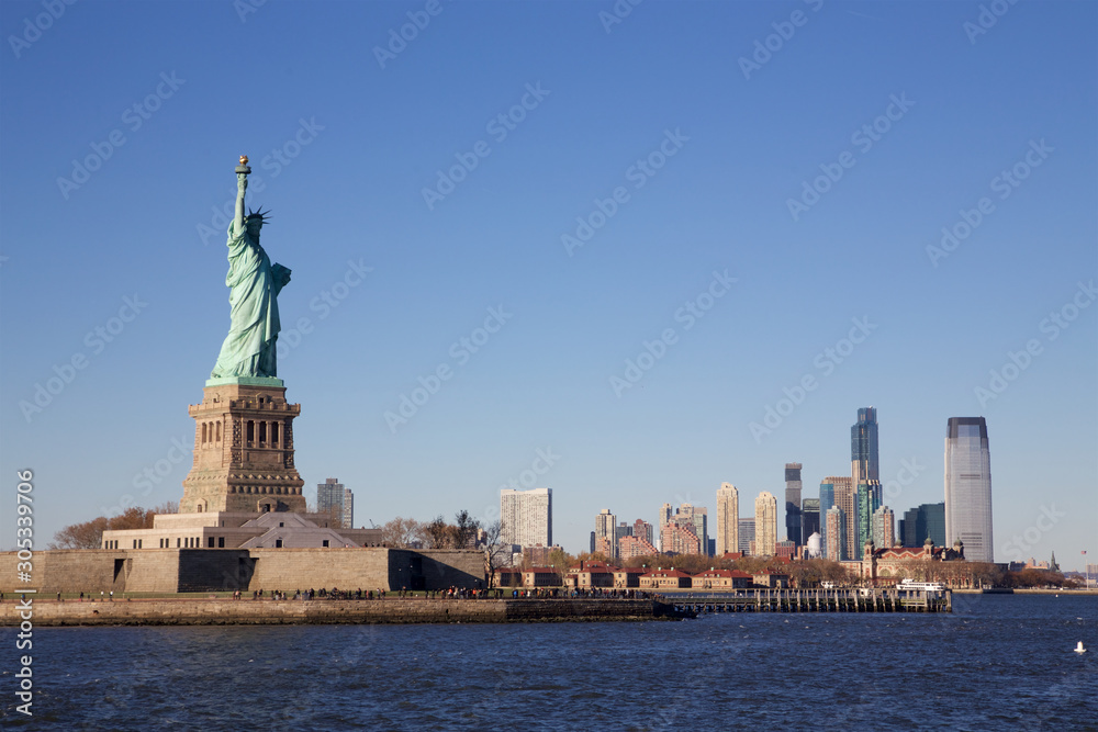 Freiheitsstatue & Jersey City Skyline Freiheitsstatue & Jersey City Skyline