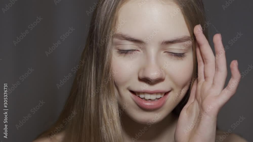 Beautiful woman with healthy skin and fresh face posing for beauty skincare concept Beautiful woman with healthy skin and fresh face posing for beauty skincare concept