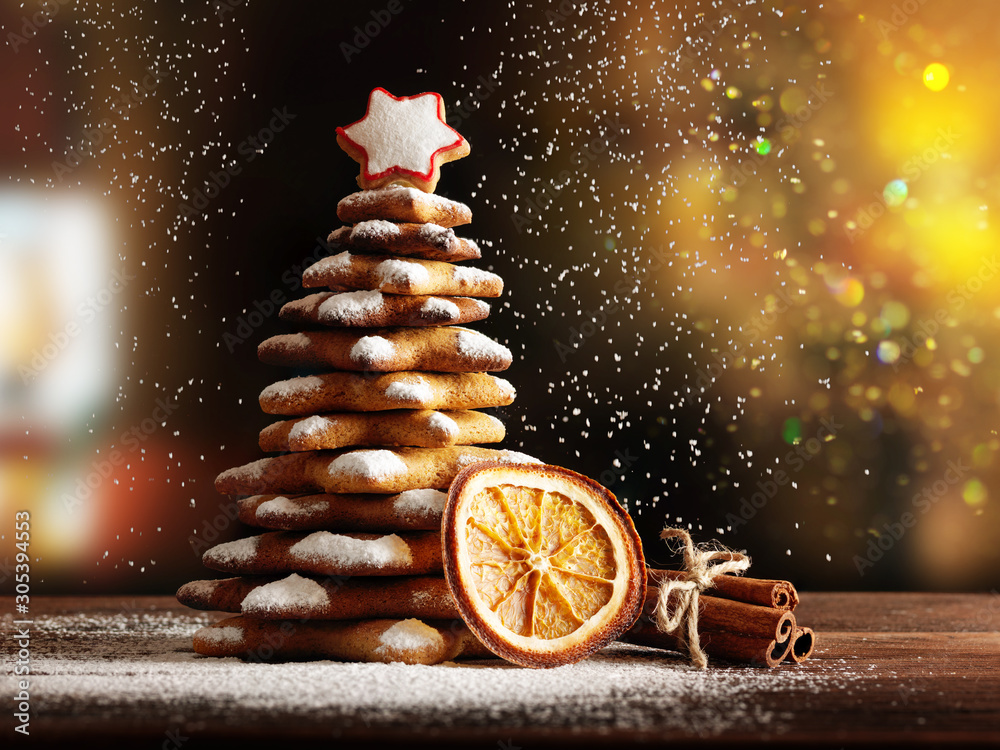 Homemade Gingerbread cookies Christmas Trees - obrazy, fototapety, plakaty 