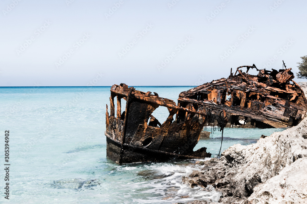 shipwreck bahamas