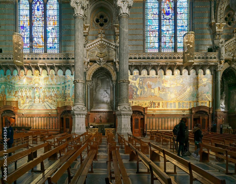 Fresques en mosaïque de Notre-Dame-de-Fourvière