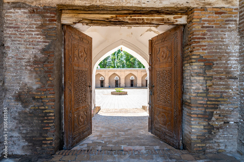 Hisor Fortress Complex 10
