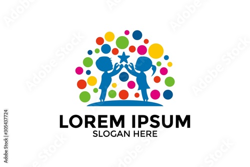 Reaching Star fun logo, Online Learning logo designs vector, Kids Dream logo, Reach Dreams logo	