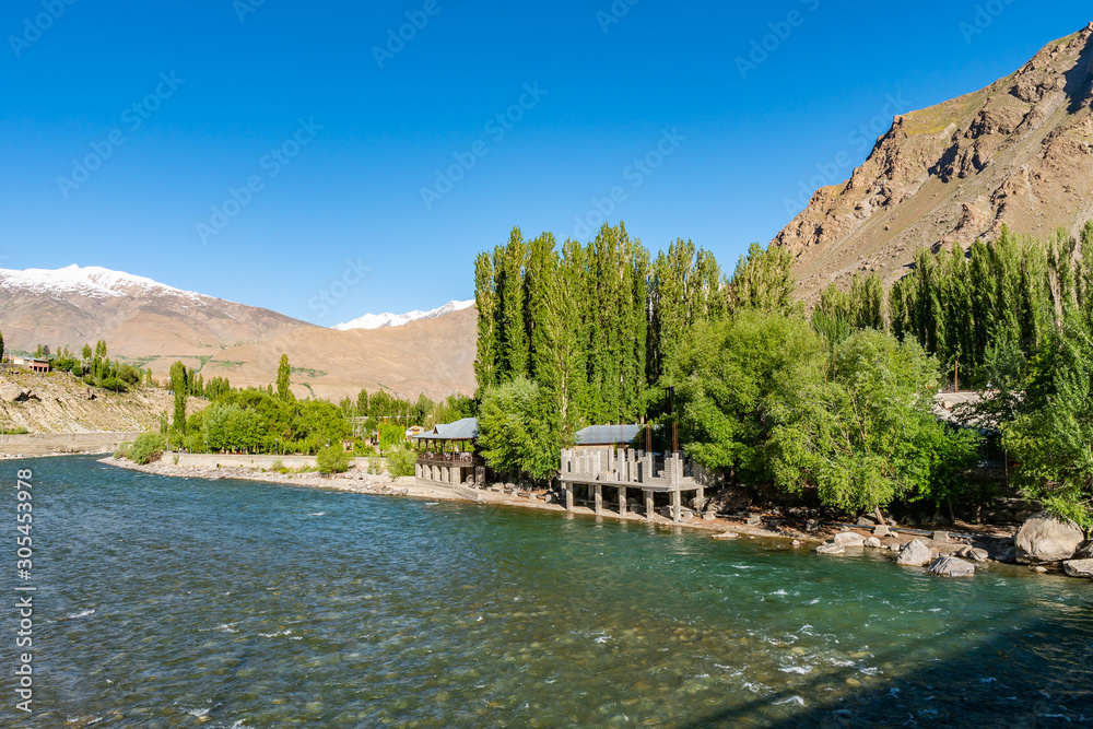 Khorugh Gunt River 08