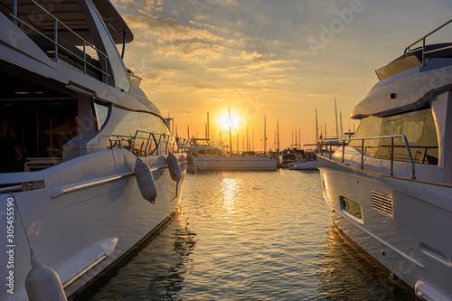 Yacht port on sun set, Relaxation vocation © YAMADA STOCK