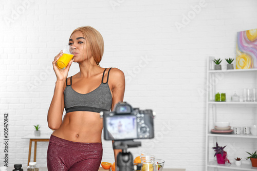 African-American blogger re...
