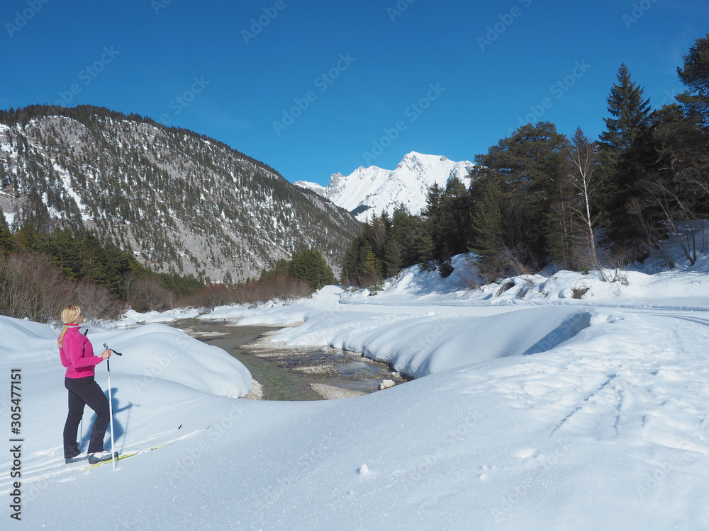 Karwendelgebirge im Winter - Langlaufen
