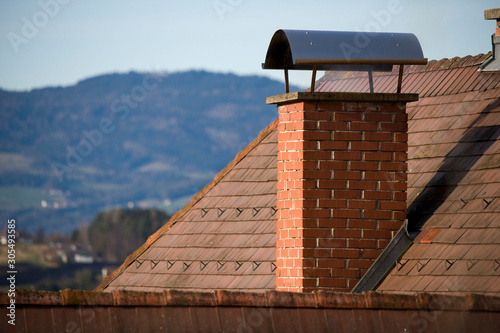 Schornstein am Hausdach photo