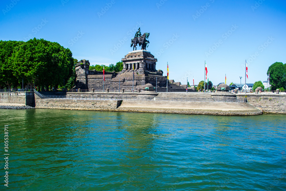 Kaiser Wilhelm Denkmal am Deutschen Eck in Koblenz