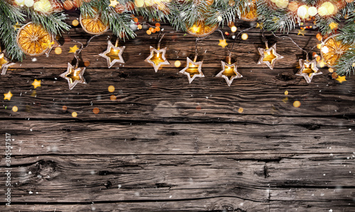 Christmas spruce branches o...