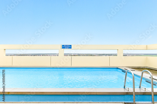 Pool Dachterrasse Wellness Schwimmbecken