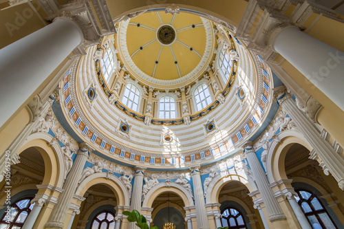 Lądek Zdrój - Wojciech i zakład przyrodoleczniczy