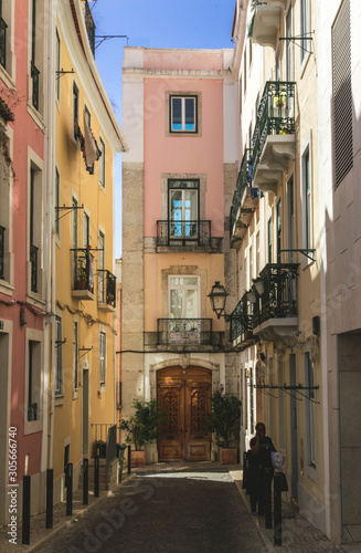 One way out residential street in Lisboa