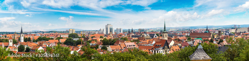 Panoramic view of Erfurt © Sergii Figurnyi