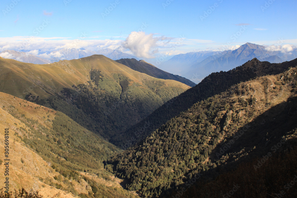 Blick in das Valle Albano (Comer Voralpen)