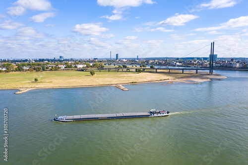 Rhein in Düsseldorf photo