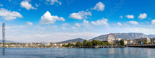 Geneva lake and Jet fountain in Geneva