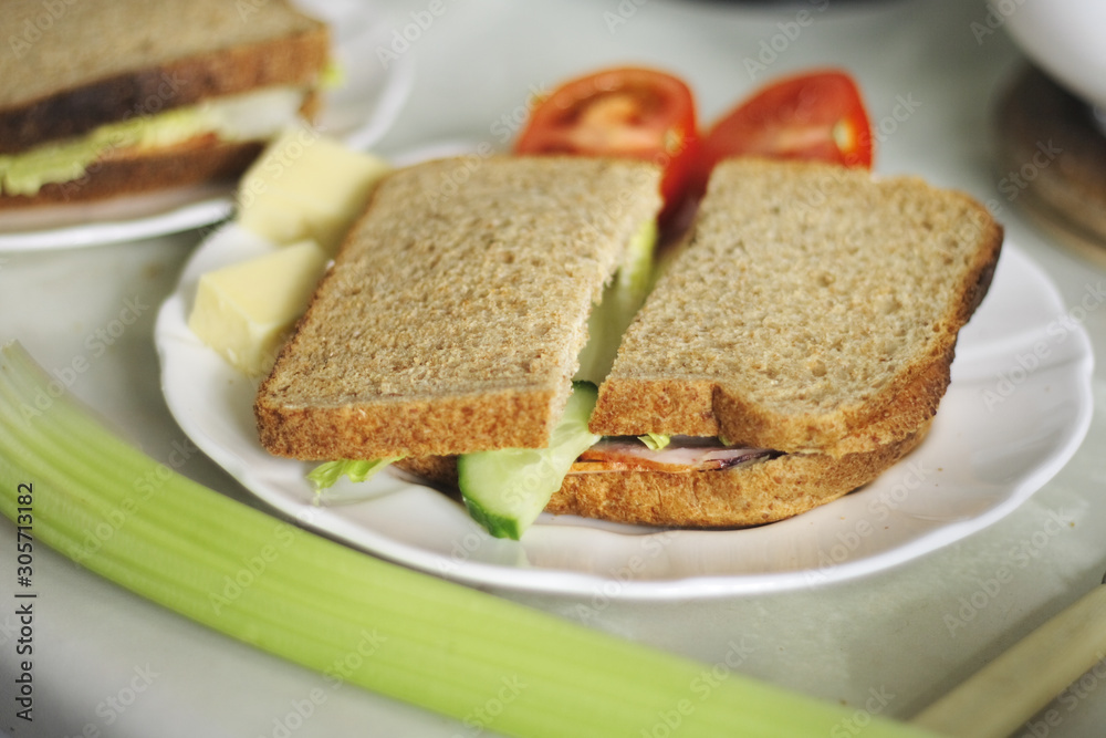 wholemeal salad sandwich
