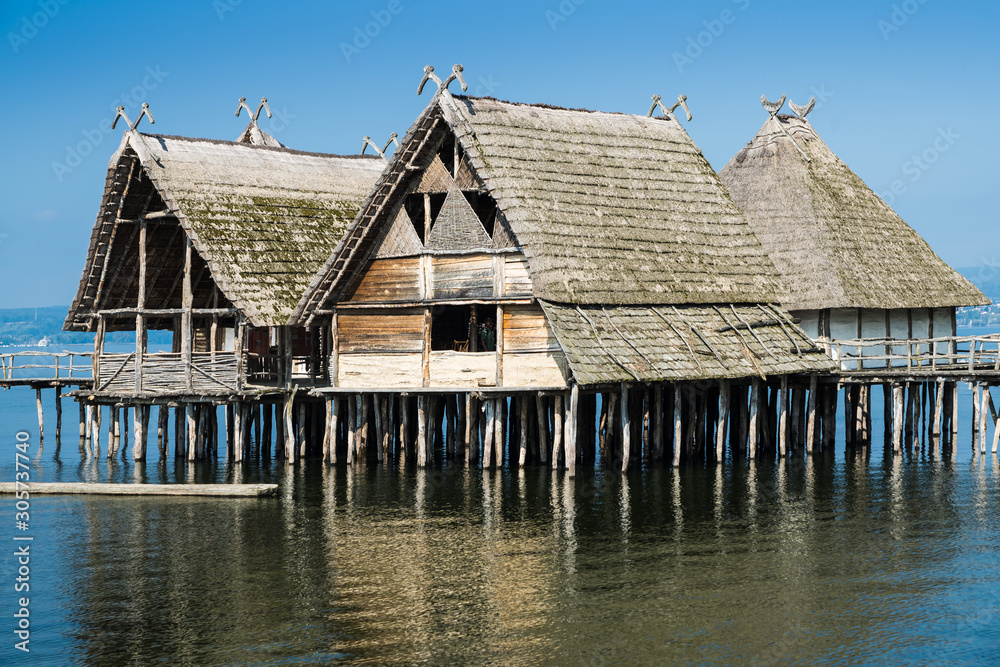 Pfahlbauten in Uhldingen-Mühlhofen am Bodensee Pfahlbauten in Uhldingen-Mühlhofen am Bodensee