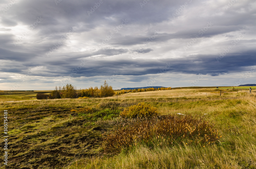 Obraz premium Iceland, autumn, typical Icelandic landscape, clouds expanse of water
