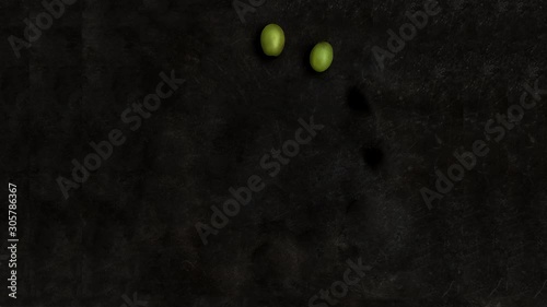 12 Spanish grapes fading in one by one in sync with 