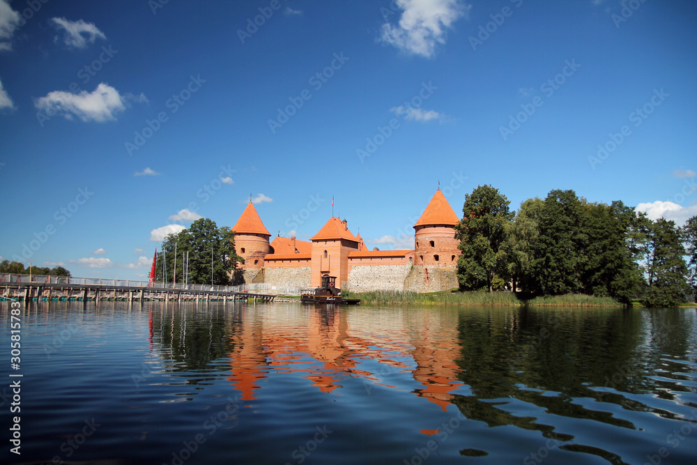 Obraz premium Never ending beauty of the Trakai Castle in Lithuania