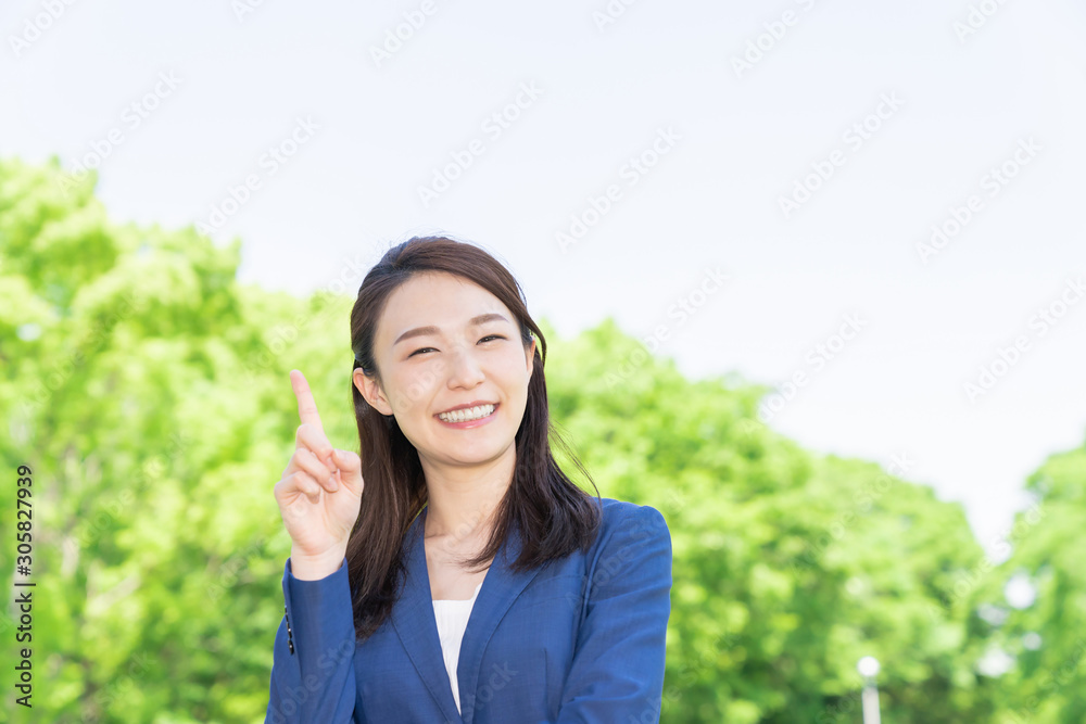 笑顔の女性 ビジネス 笑顔の女性 ビジネス