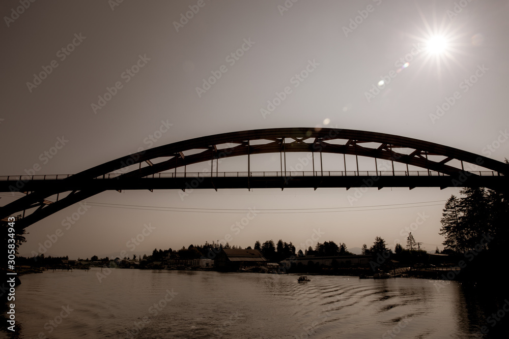 Obraz premium Bridge over the Swinomish Channel in La Conner WA