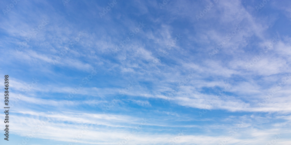 不穏な空