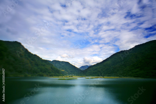 The mountain-shaped scenery in the mountainous area of ​​central Taiwan, the reflected lake view is very beautiful © Konlon