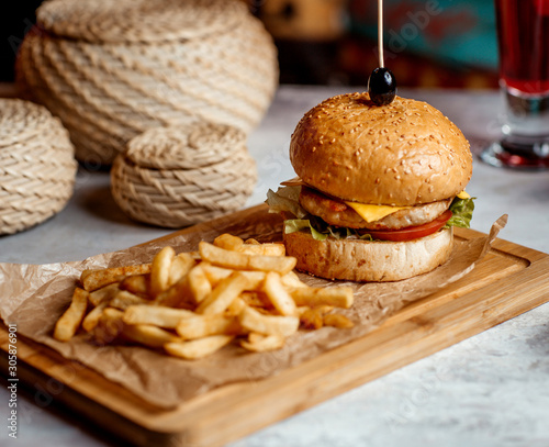 mini chicken burger served with french fries