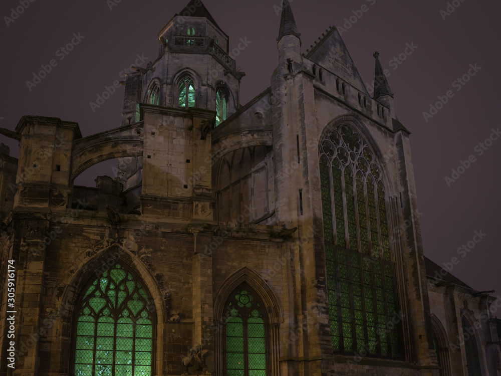 The night streets of the French city of Caen