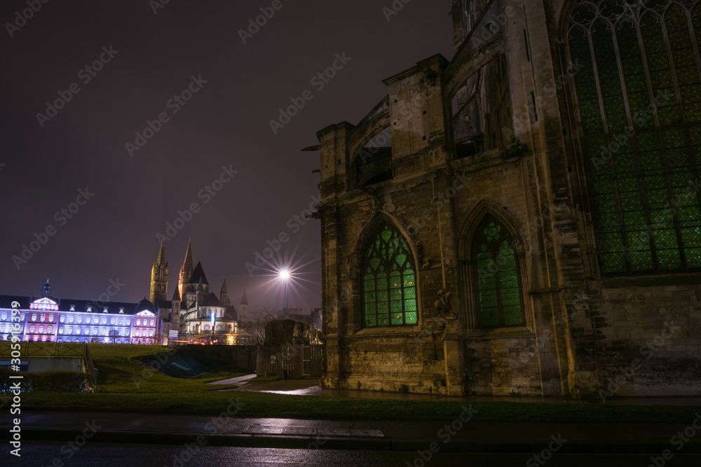 The night streets of the French city of Caen
