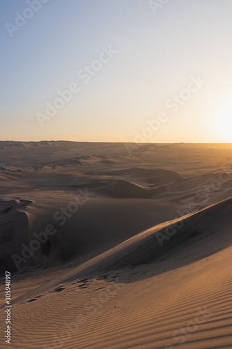 Sanddünen in Huacachina, Peru