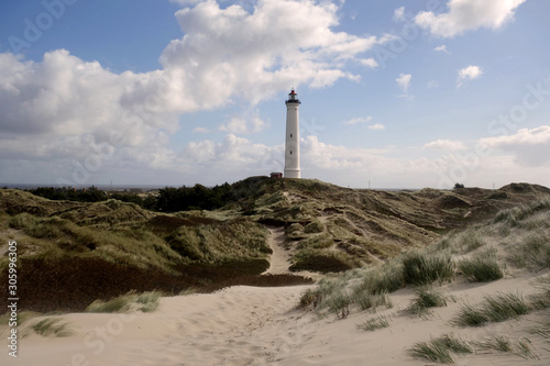 Ein Blick auf den Lyngvig Leuchtturm in Dänemark © Janet Worg