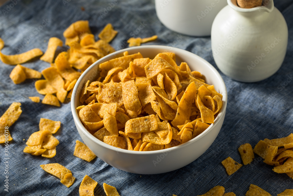 Fototapeta premium Crunchy Salt Corn Chips