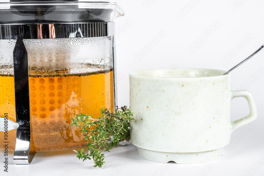 Infusion De Thym Recette Infusion Au Thym Stock Photo 21 infusion au thym Stock Photo | Adobe Stock