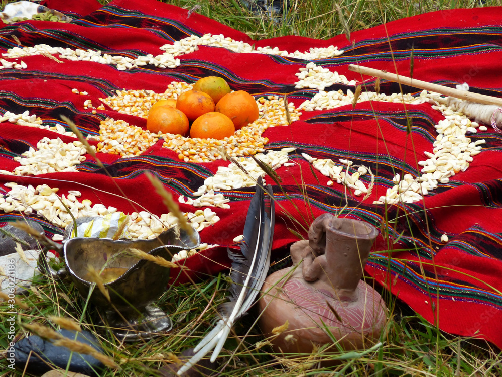 Foto De Chacana Chakana Or Ceremony In Homage To Pachamama Mother foto-de-chacana-chakana-or-ceremony-in-homage-to-pachamama-mother