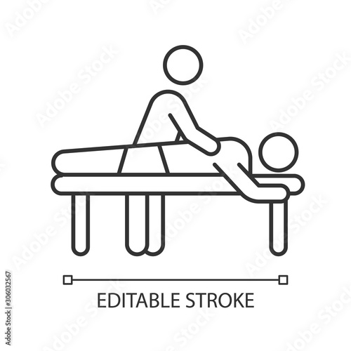 Massage linear icon. Spa center. Medical procedure. Back pain relief. Physical treatment. Injury healing. Thin line illustration. Contour symbol. Vector isolated outline drawing. Editable stroke
