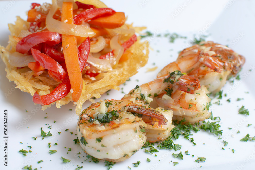 Garlic prawns and steamed vegetables Garlic prawns and steamed vegetables