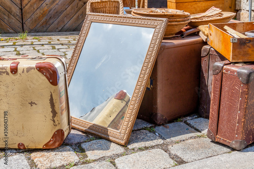 Flohmarkt, Trödelmarkt, Antik Vintage, Beräumung, Entrümpflung