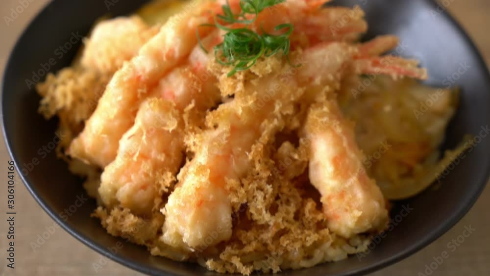 fried shrimps tempura on topped rice bowl fried shrimps tempura on topped rice bowl