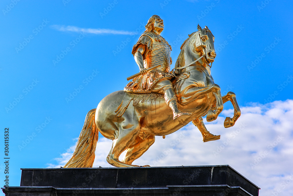 Obraz premium The golden rider of Dresden