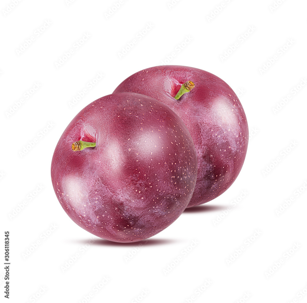 Obraz premium Plum isolated on white background with clipping path